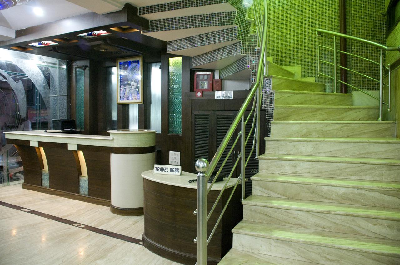 Hotel Usa Нью-Делі Екстер'єр фото