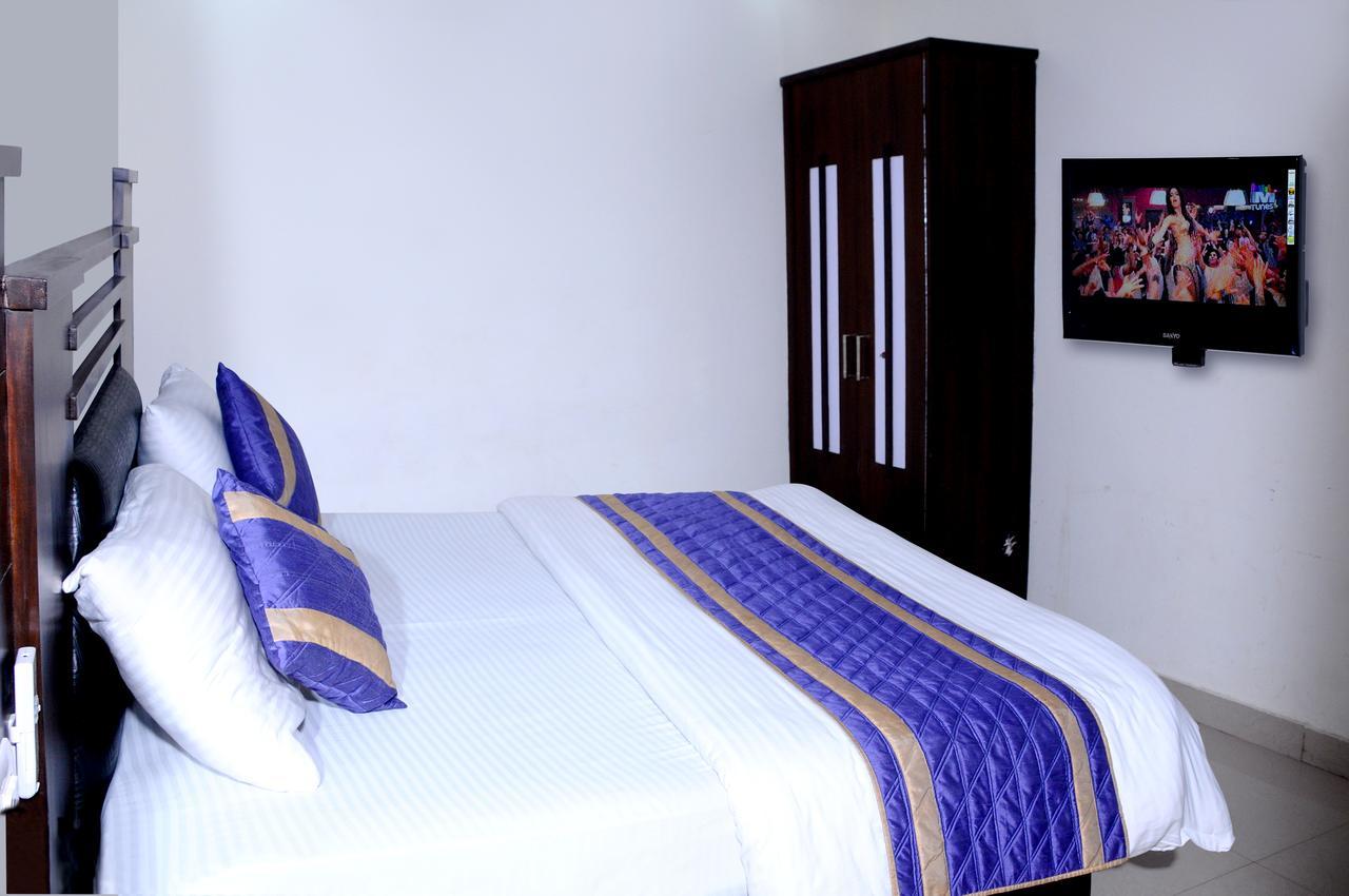Hotel Usa Нью-Делі Екстер'єр фото